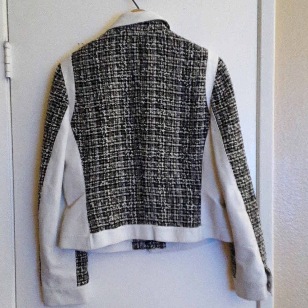Jacket - Picture 2 of 3